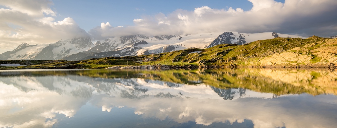 Le Lac Noir sur le Plateau d'Emparis (Parc National des Écrins)